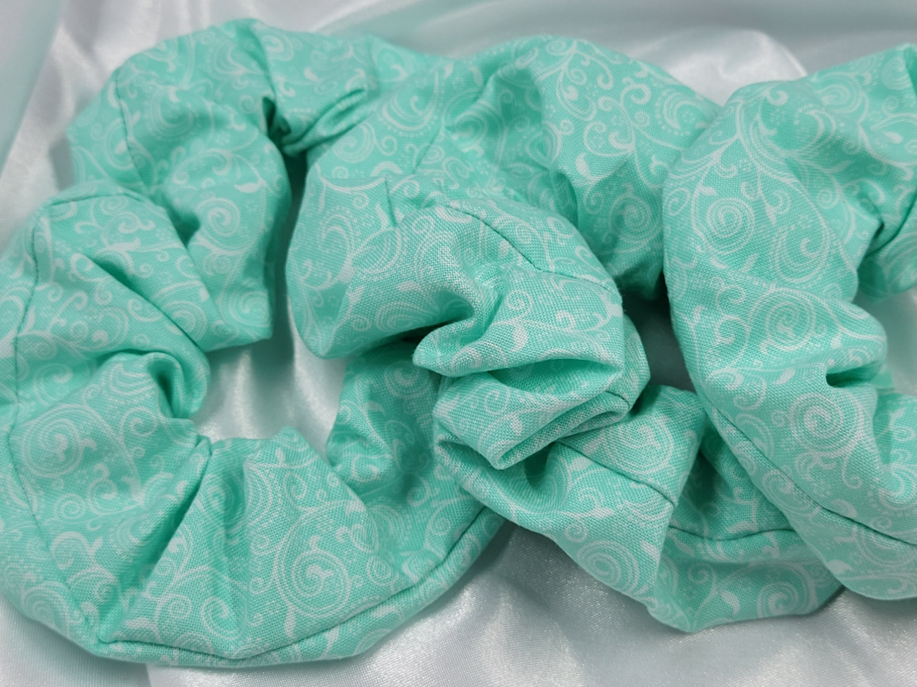 Swirl Mint Cotton Scrunchies